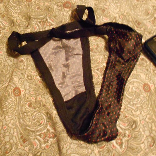 front of thong and panty liner of thong